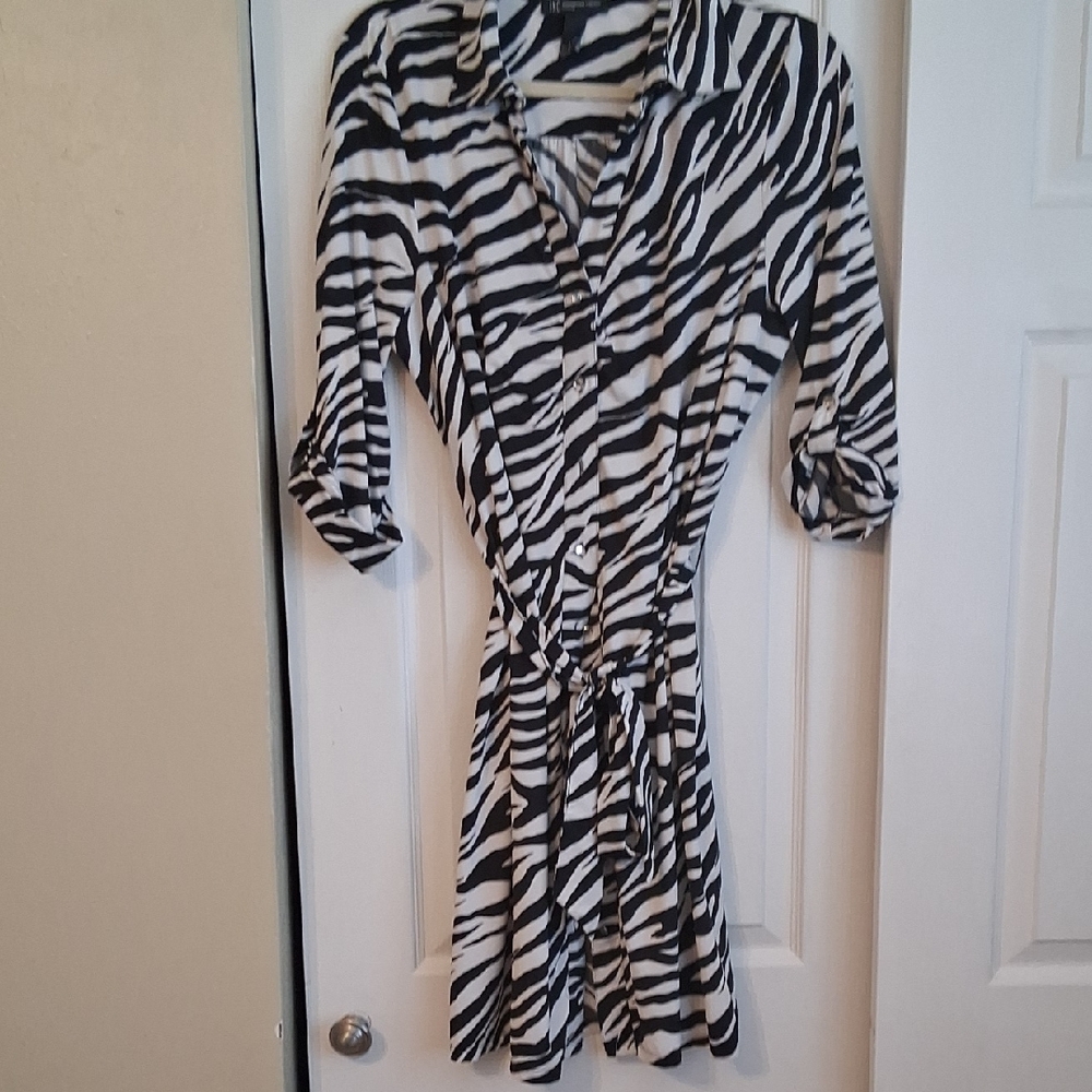 INC International Concepts Black and White Zebra Print Midi Dress